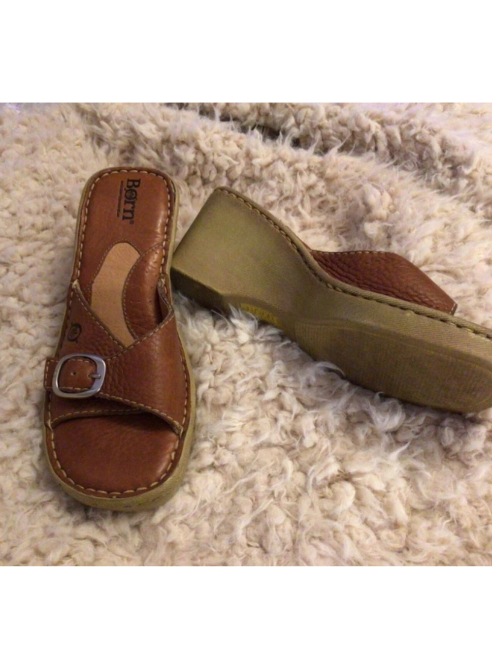 ISO Born vintage wedges